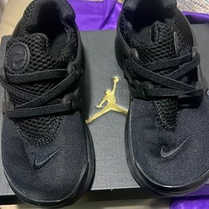 prestos sneakers navy blue nd black size 10c